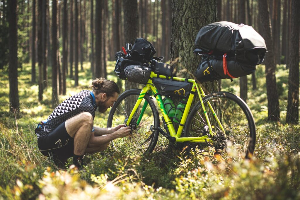 difference-between-seat-pack-vs-panniers